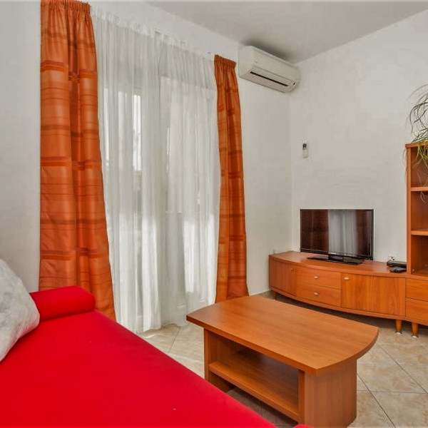 Dnevni boravak, Apartments Macolić, Apartments Macolić, Apartmani u blizini plaže na otoku Rabu, Hrvatska Palit