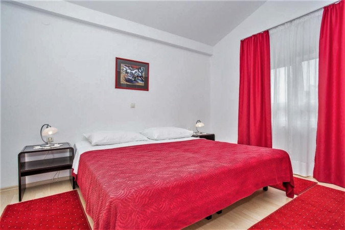 Apartments, Apartments Macolić, Apartments near the beach on the island of Rab, Croatia Palit
