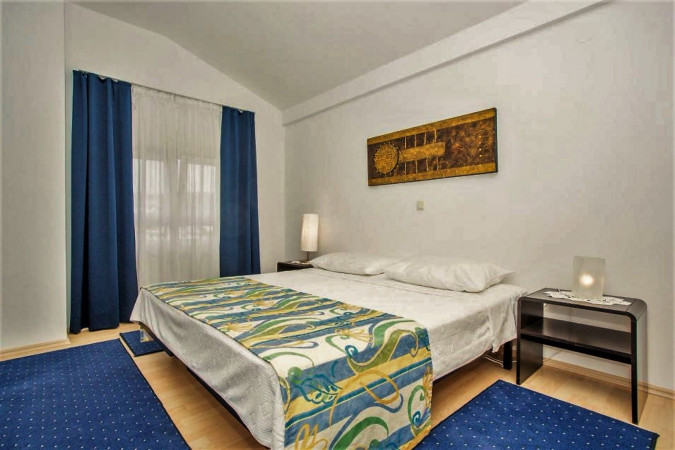 Apartments, Apartments Macolić, Apartments near the beach on the island of Rab, Croatia Palit