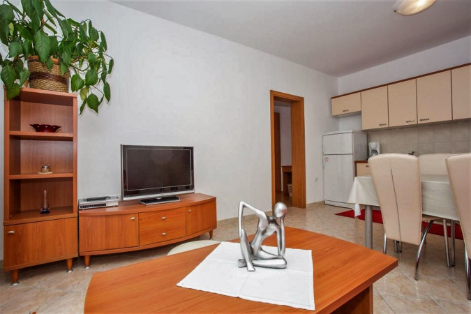 Apartments, Apartments Macolić, Apartments near the beach on the island of Rab, Croatia Palit